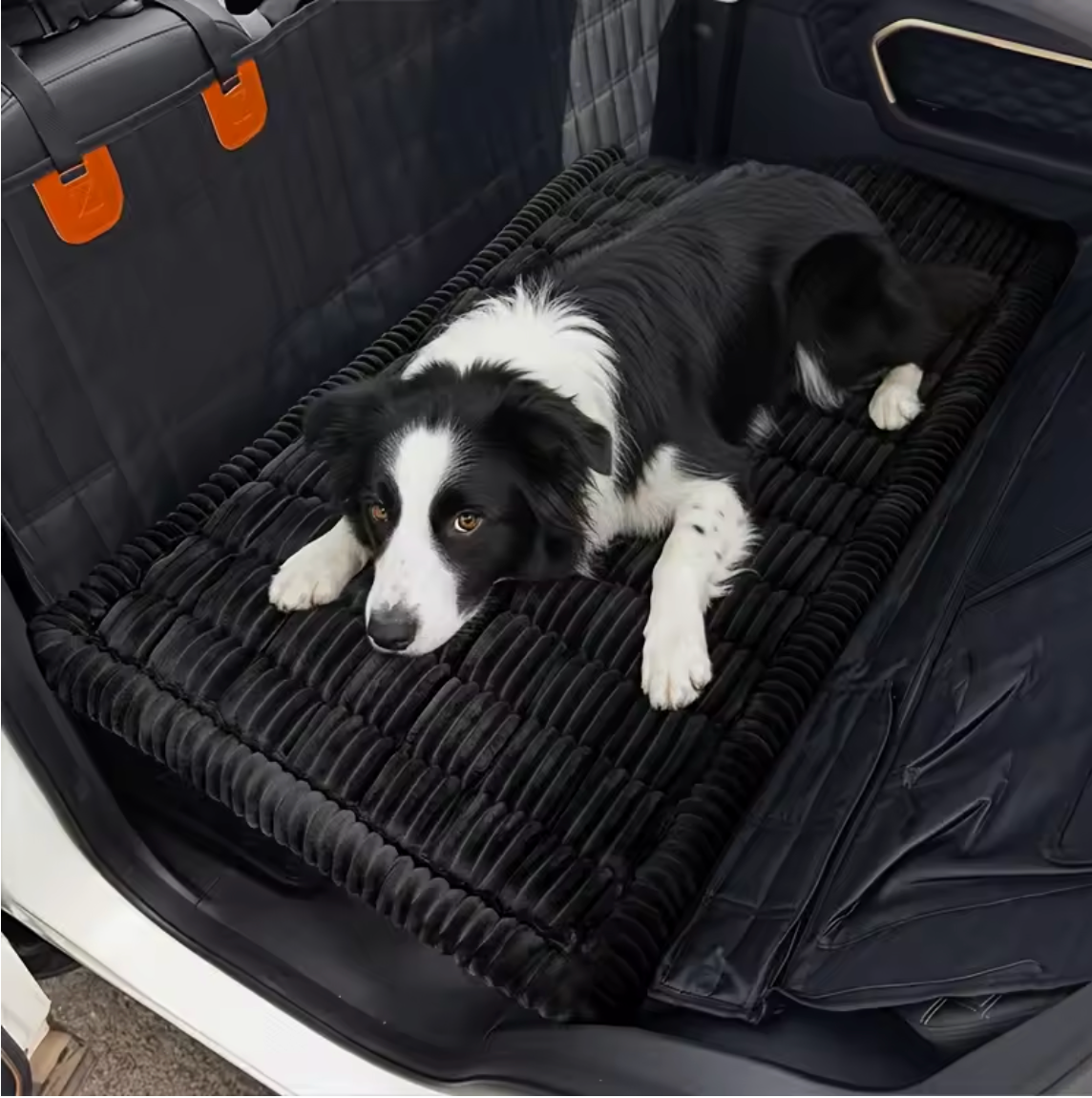 Rufflyners™ dog bed